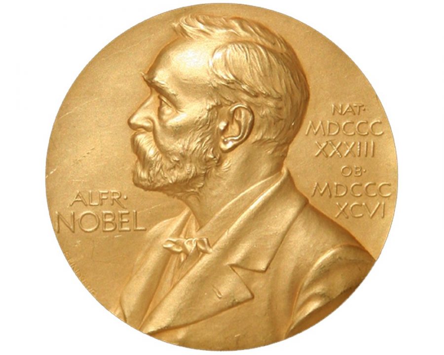 Навальный, ВОЗ и Тунберг среди номинантов на Нобелевскую премию мира